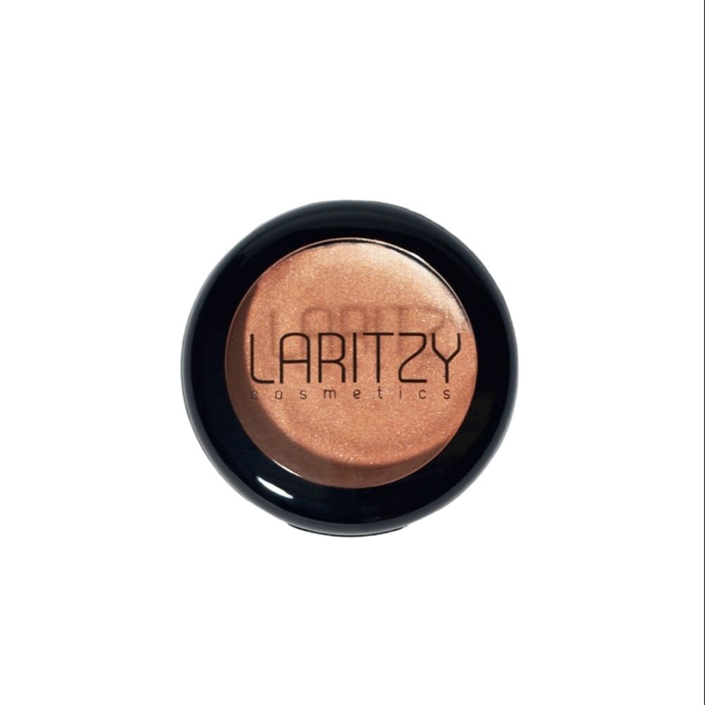 Laritzy Cream Highlighter in Virtue